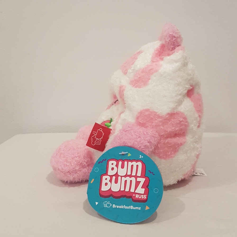 Sunday 7.5" BreakfastBumz Strawberry Milk Bumbumz - Picture 3 of 4